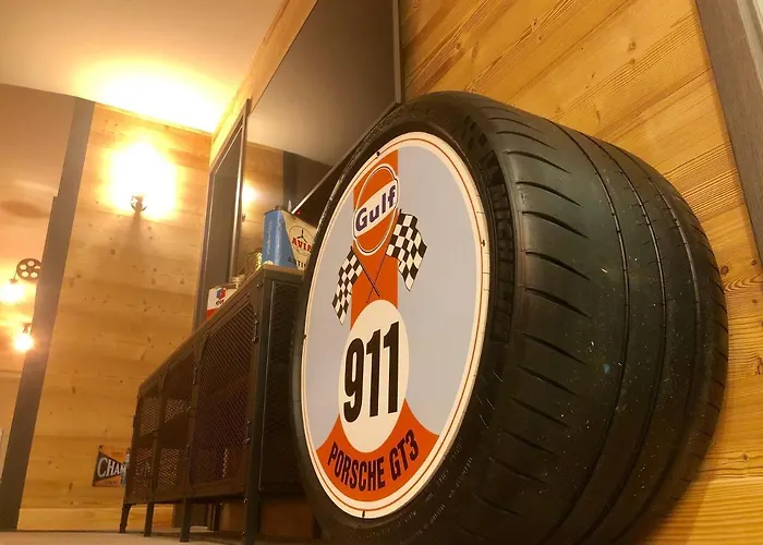 The Family Industry * 科尔马