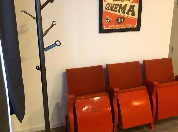 The Family Industry アパート