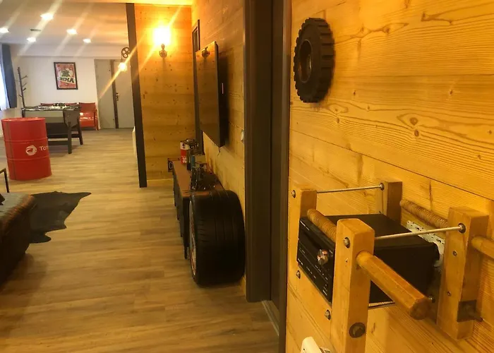 公寓 The Family Industry 科尔马